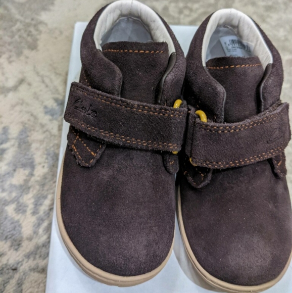 clarks boys shoes size 7